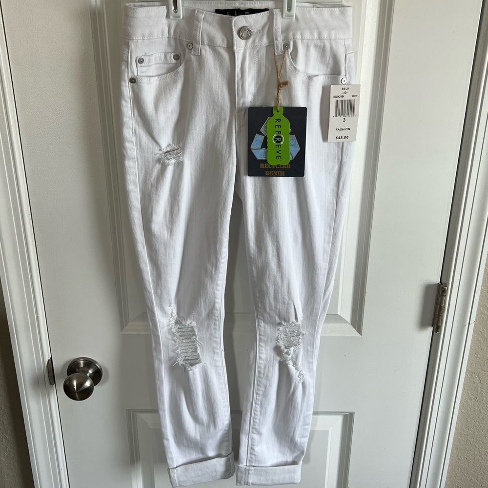 𝅺NWT Indigo Rein White Distressed Cropped Jeans, Size 3 (Waist 25)
